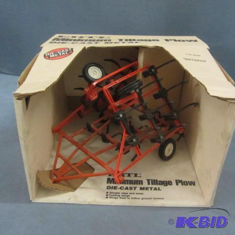 lot 101 image: ERTL Tillage Plow