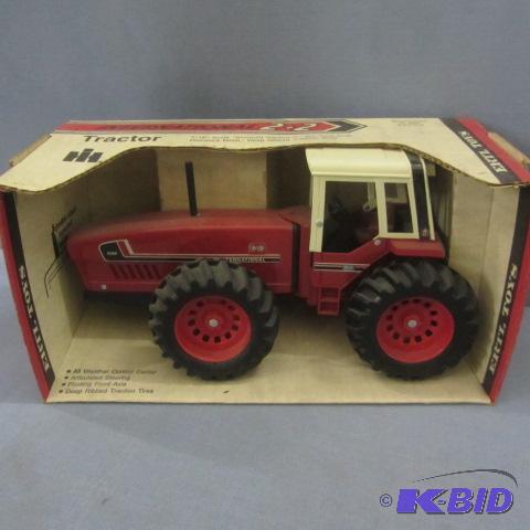lot 11 image: International Toy Tractor