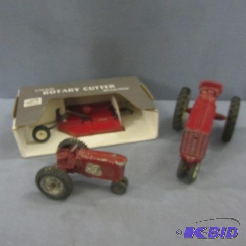 lot 122 image: Intl Tractors, Case Mower