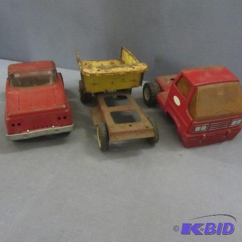 lot 143 image: Vintage Tonka Trucks