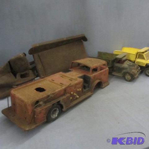 lot 146 image: Vintage Tonka Trucks