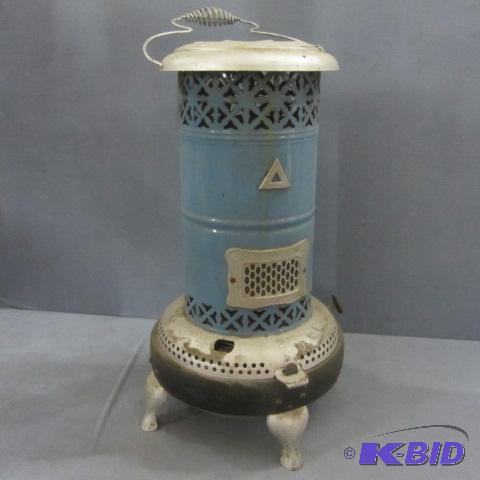 lot 162 image: Perfection Smokeless Heater