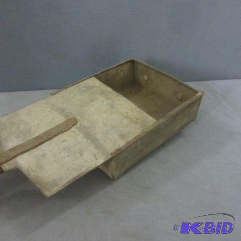 lot 181 image: Antique Bed Warmer