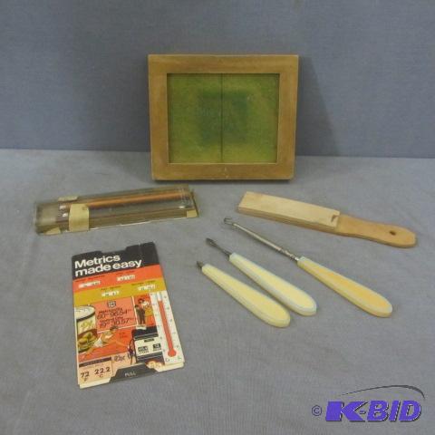 lot 183 image: Cellulite Manicure Set