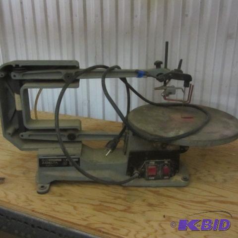 lot 186 image: Delta Scroll Saw