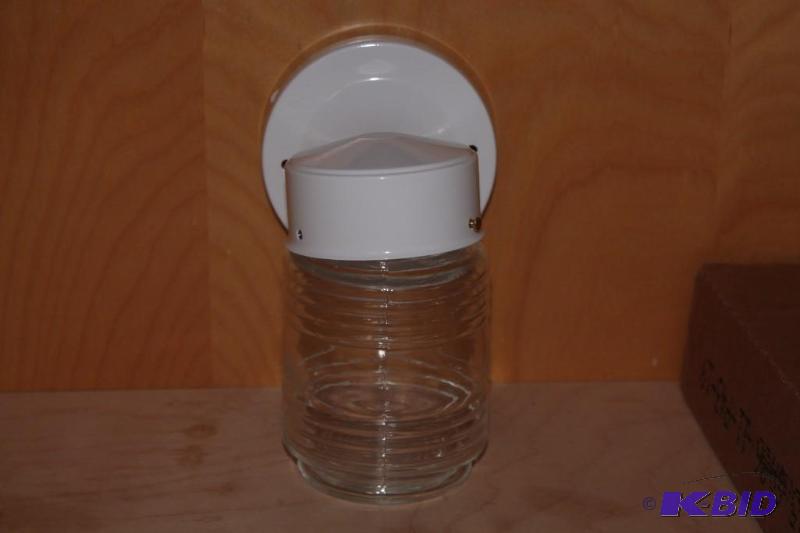 Hampton Bay Exterior wall mount light