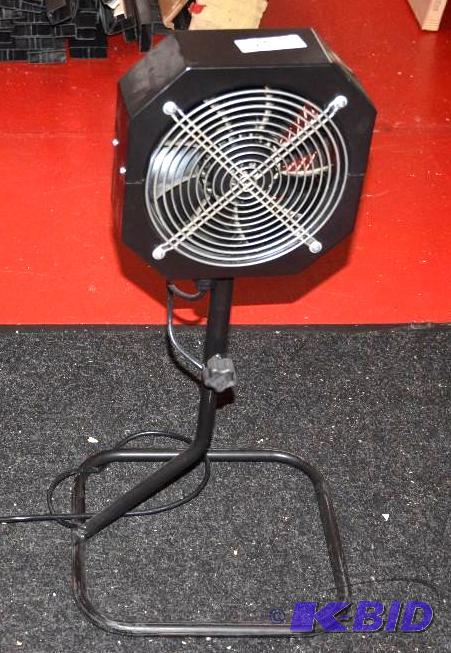 lot 23 image: Single speed fan can be used with red beds or...