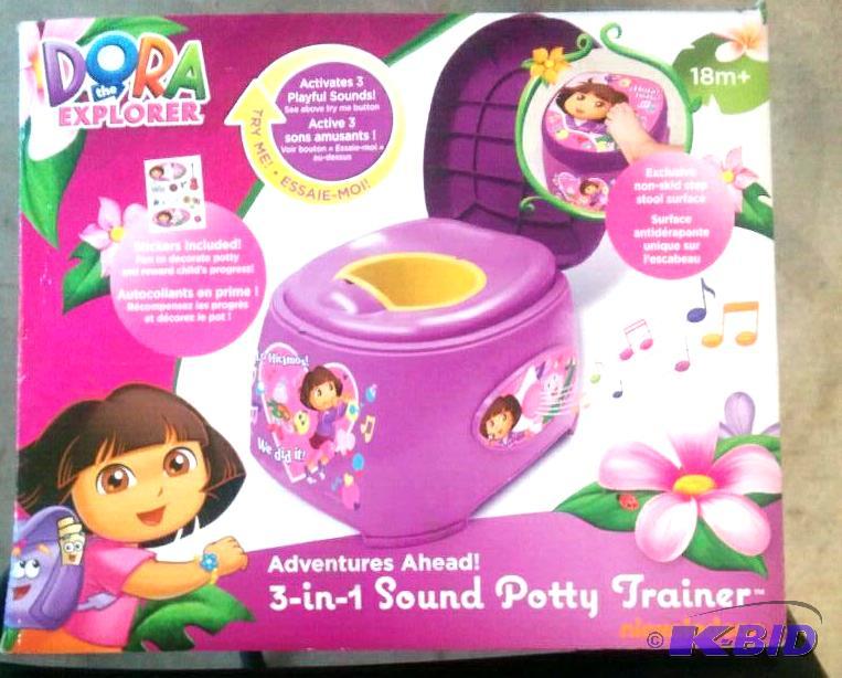 lot 43 image: Dora the Explorer Potty Trainer