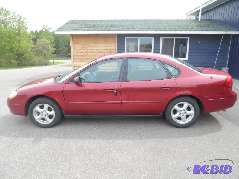 2003 Ford Taurus SE