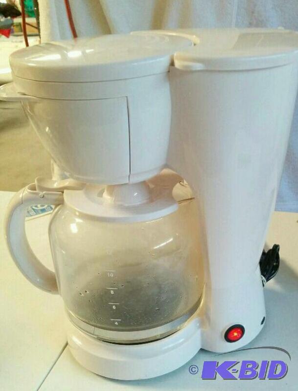 lot 40 image: Rival Coffee Maker