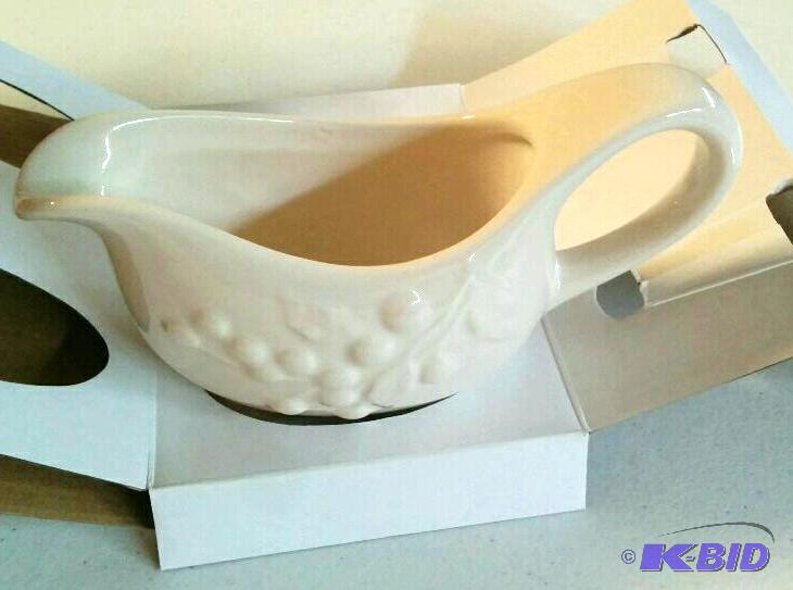 lot 50 image: Better Homes and Gardens Ceramic Gravy Boat