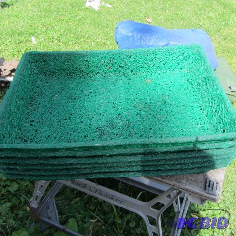 lot 107 image: Plastic Baskets