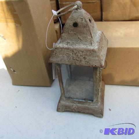 lot 112 image: Garden Lanterns