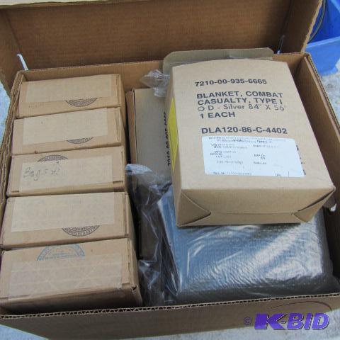 lot 127 image: Combat Blankets, Tool Bags