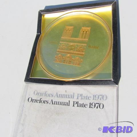 lot 141 image: Orrefors Glass Plate