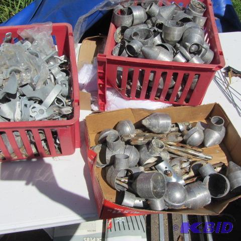 lot 189 image: Chain Link Fence Parts