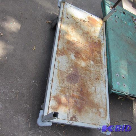 lot 207 image: Dock Cart