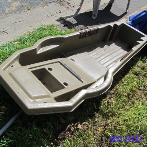 lot 208 image: Layout Duck Boat