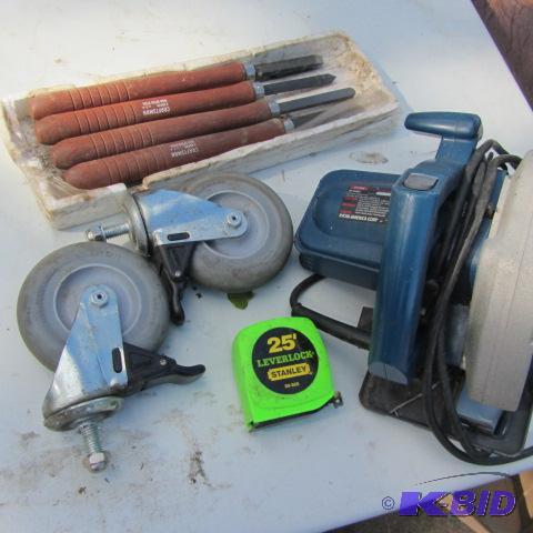 lot 217 image: Lathe Knives, Circular Saw