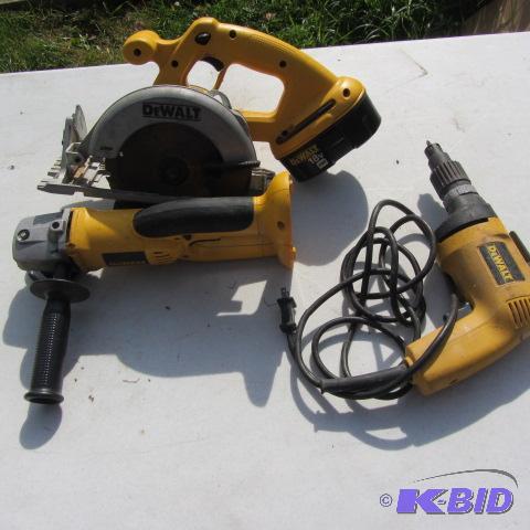 lot 251 image: DeWalt Tools