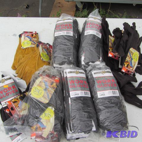 lot 261 image: Jersey Gloves