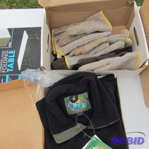 lot 262 image: Fleece Vest, Work Gloves