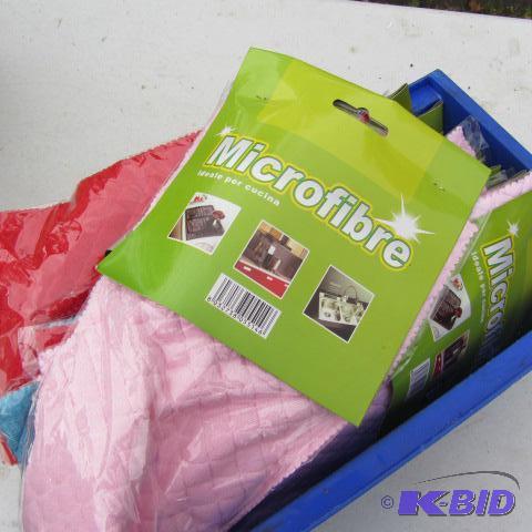 lot 267 image: Microfleece Clothes