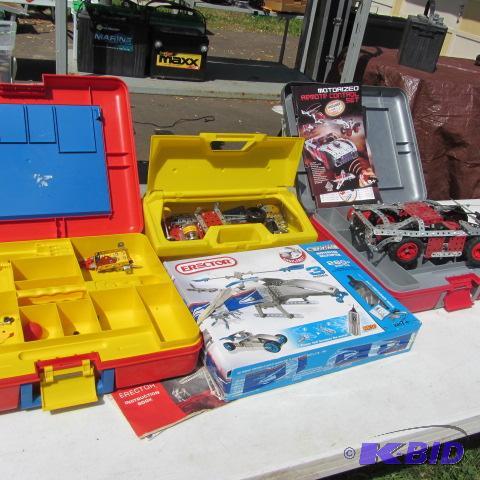 lot 289 image: Erector Set Components