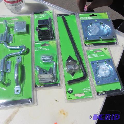 lot 41 image: Gate & Door Latches