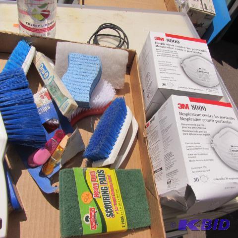 lot 47 image: Scrubbers & Masks