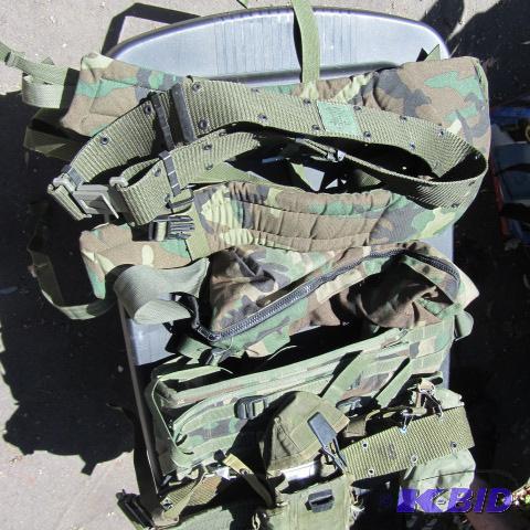 lot 59 image: Military Accessories