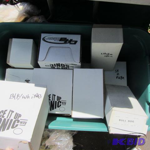 lot 61 image: New Skate Laces