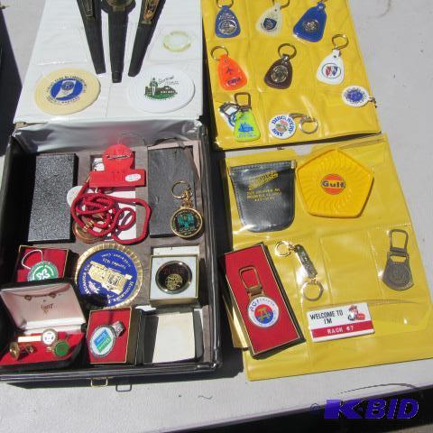 lot 69 image: B&B Salesman Sample Case