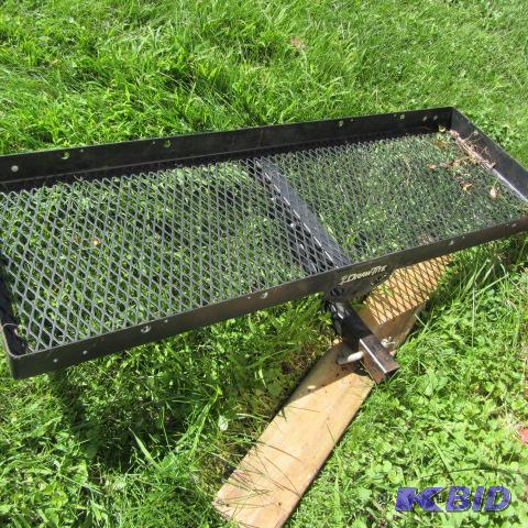 lot 9 image: Draw-Tite Platform