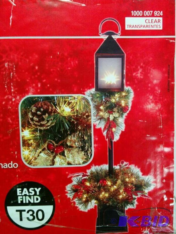 4 foot pre lit Christmas tree