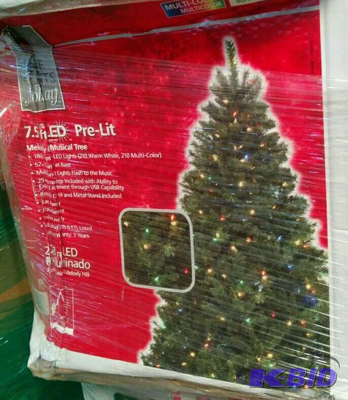 7.5 foot LED Christmas tree