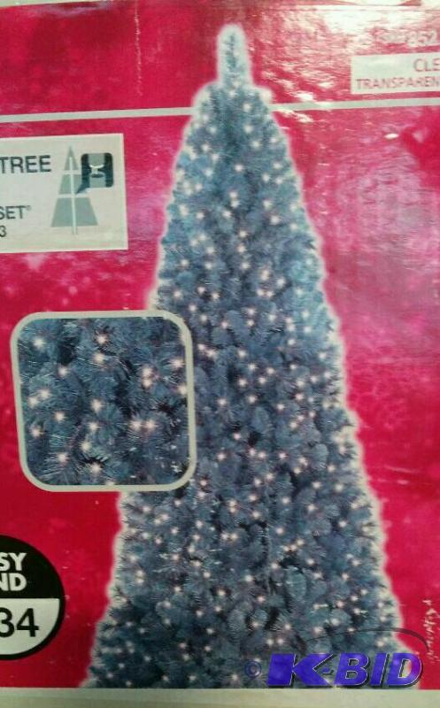 7.5 foot pre-lit Christmas tree