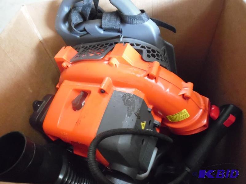 leaf blower