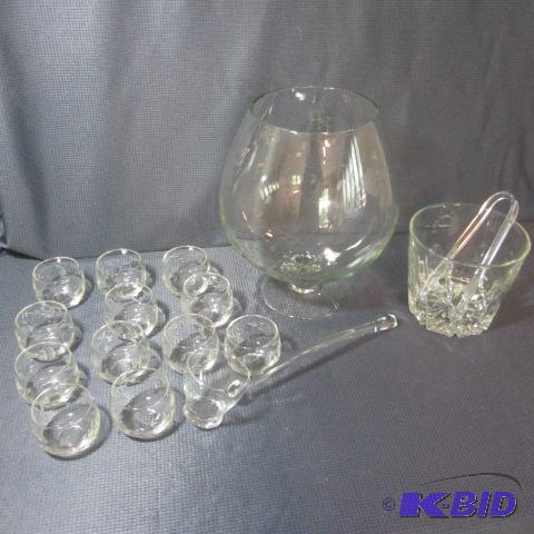 lot 107 image: Princess House Punch Bowl, Ice Bucket