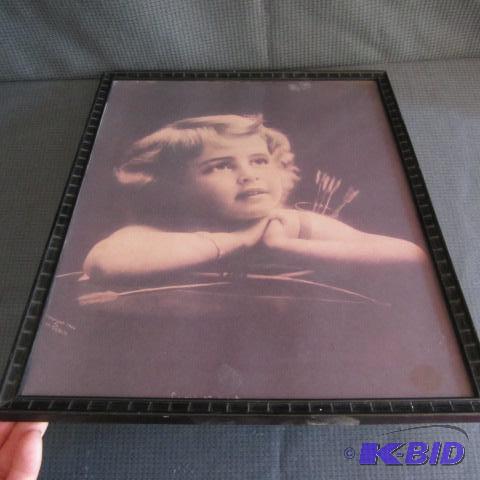 lot 12 image: Vintage Cupid At Rest