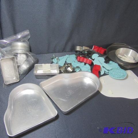 lot 152 image: Cake Molds, Cookie Cutters