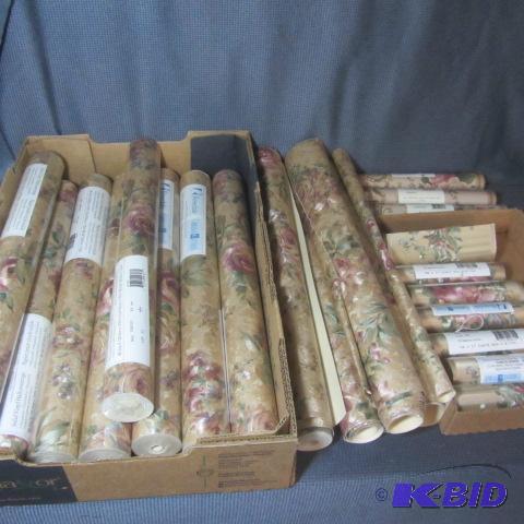 lot 187 image: Wallpaper & Borders