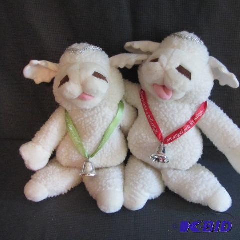 lot 210 image: Baby Lambchop Puppets