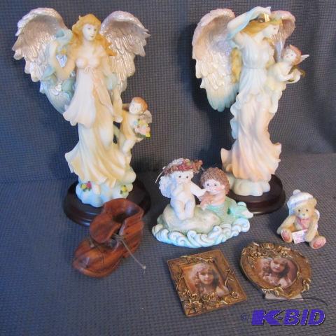 lot 264 image: Angels, Wood Boot, Frames