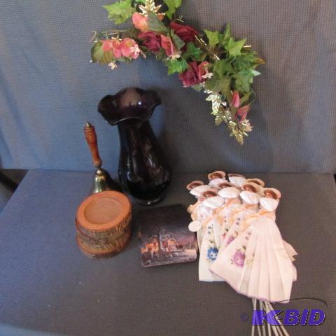 lot 271 image: Vase, Redlin Coasters, Stick Dolls