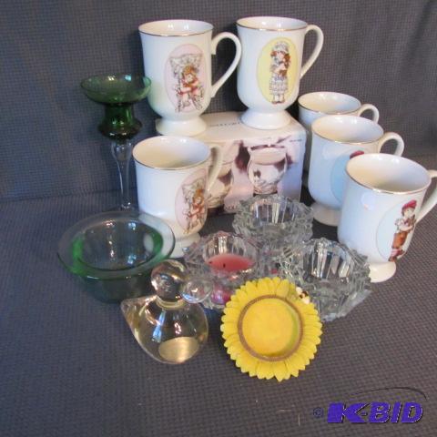 lot 288 image: Mugs, Candle Holders, Duck
