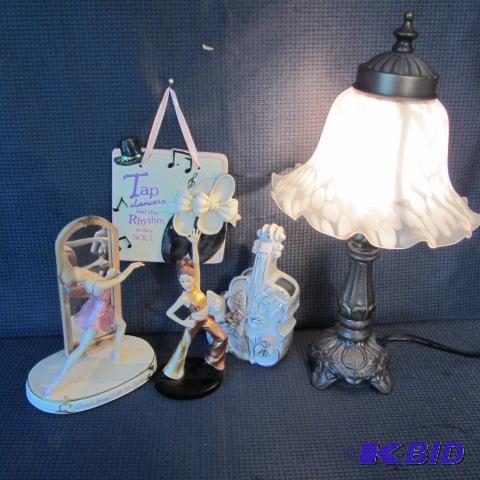 lot 293 image: Lamp, Tap & Dance, Cat & Fiddle