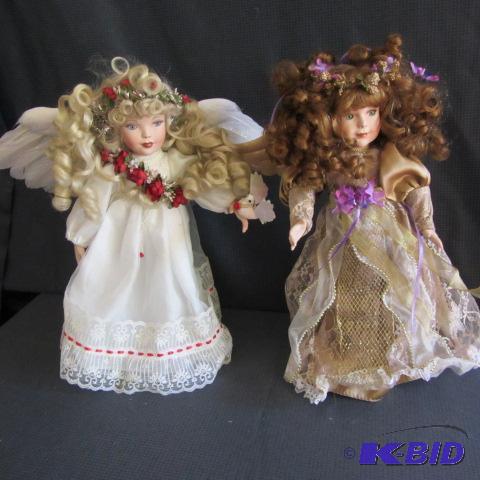 lot 31 image: Patricia Rose Angel Dolls