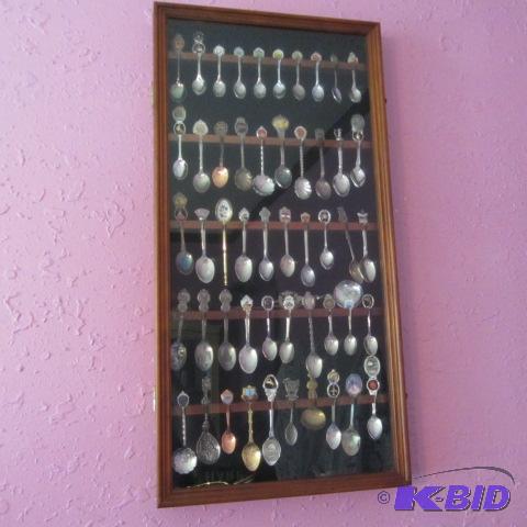 lot 313 image: Collector Spoons & Case