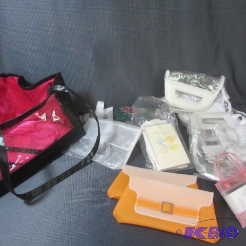 lot 361 image: Mary Kay Spa Bags